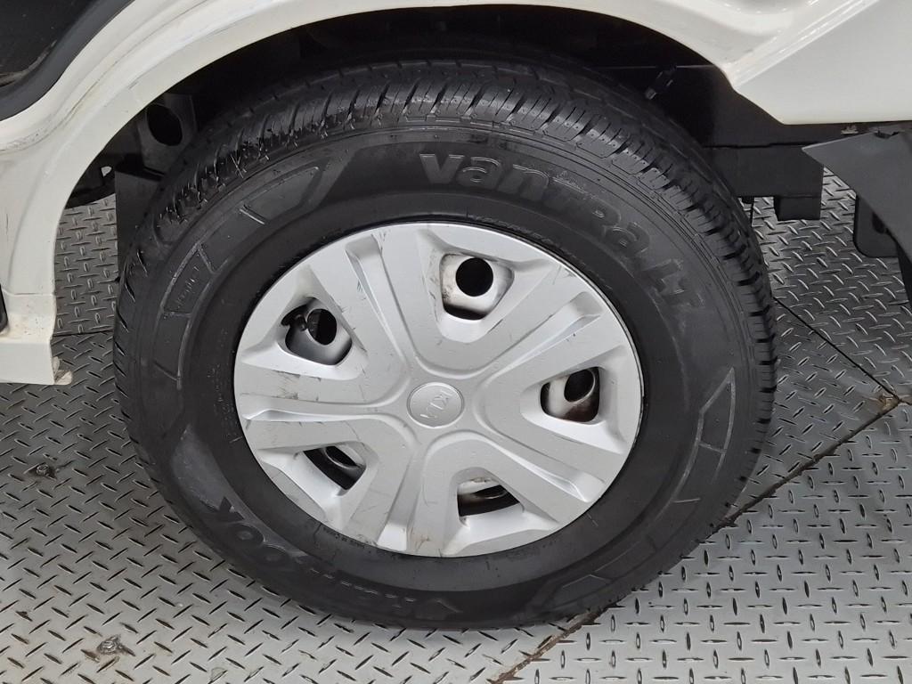 Small Truck Cargo (small) 2019 Blanco - Importación desde Corea - HF Imports Iquique - Foto 17