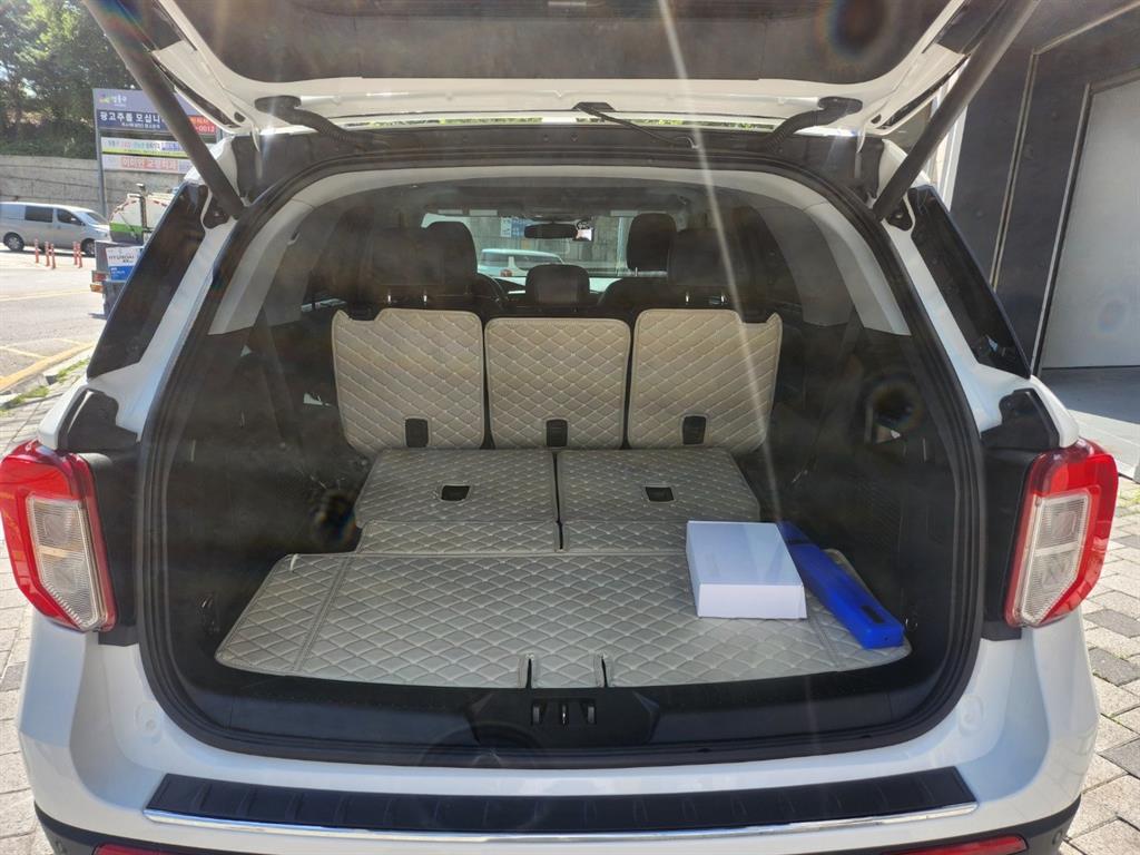 Ford Explorer - Vista 8