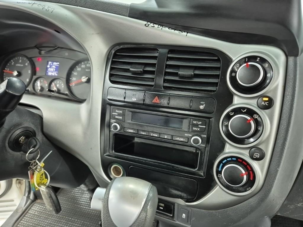 Small Truck Cargo (small) 2019 Blanco - Importación desde Corea - HF Imports Iquique - Foto 13