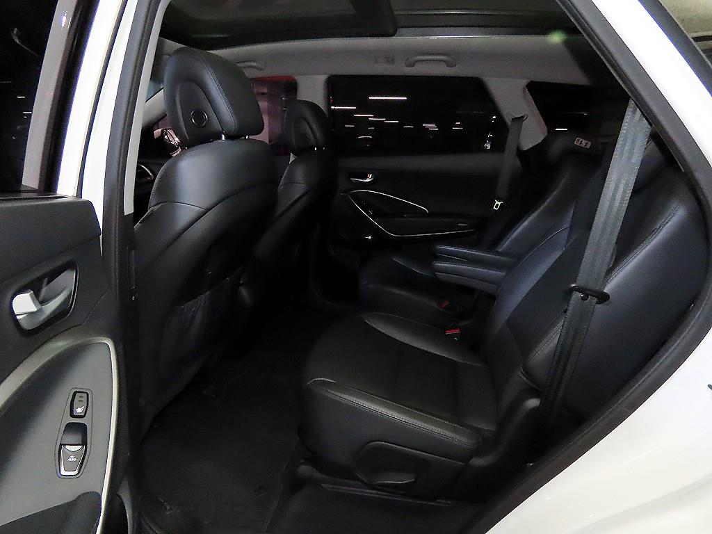 HYUNDAI Maxcruz - Vista 7