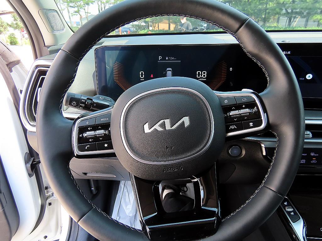 KIA Sorento - Vista 8