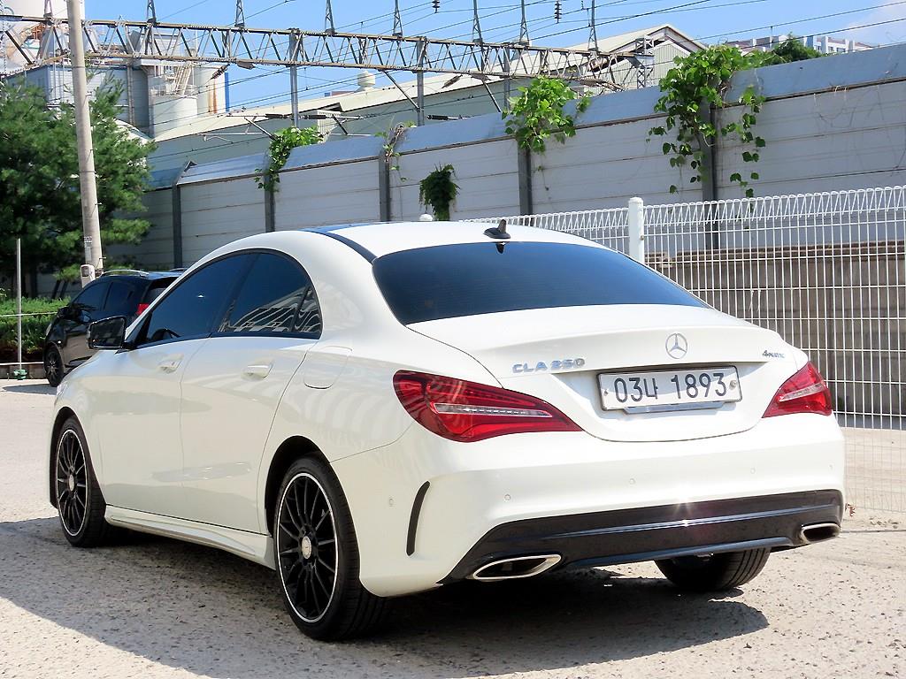 Mercedes Benz CLA Class - Vista 3