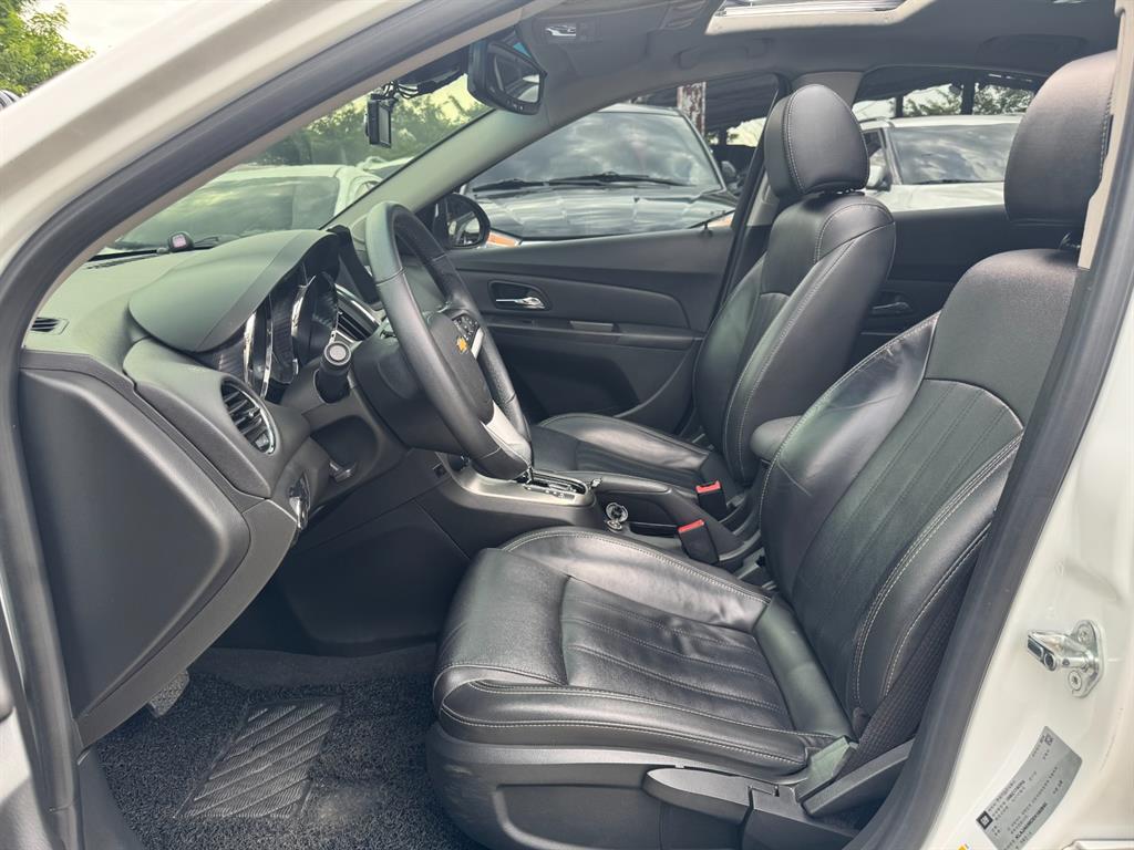 Chevrolet Cruise - Vista 8