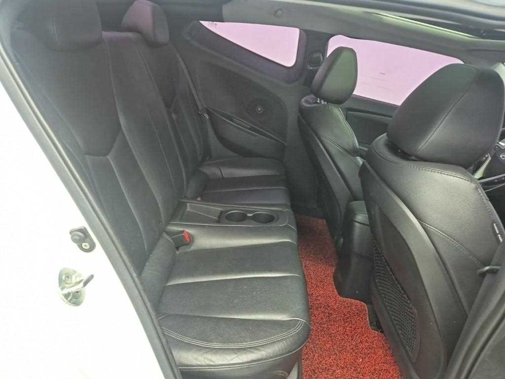 HYUNDAI Veloster - Vista 12