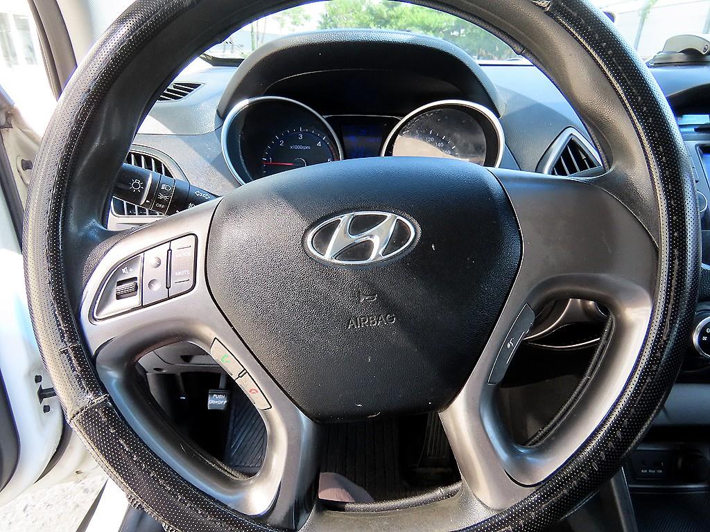 HYUNDAI Tucson - Vista 8