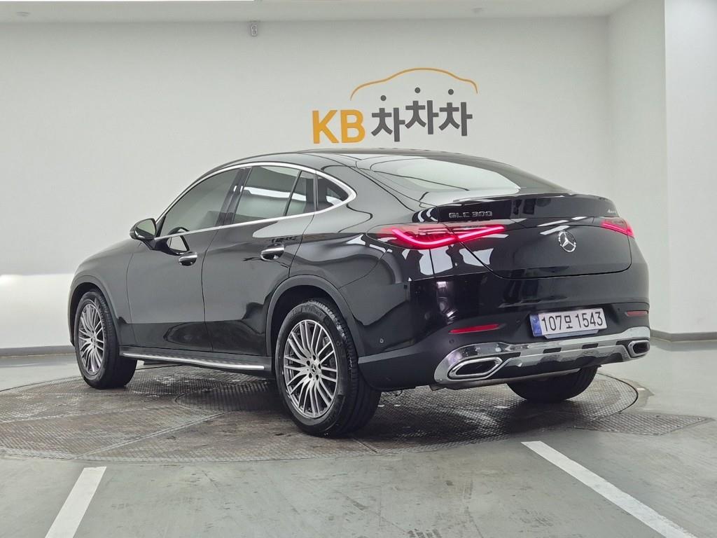 Mercedes Benz GLC Class - Vista 3