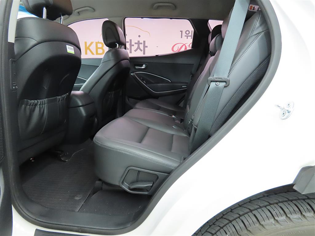 HYUNDAI Santa Fe - Vista 6
