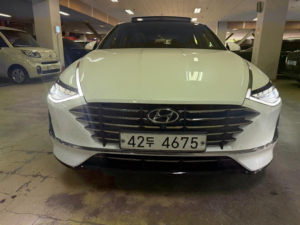 HYUNDAI Sonata - Vista 2