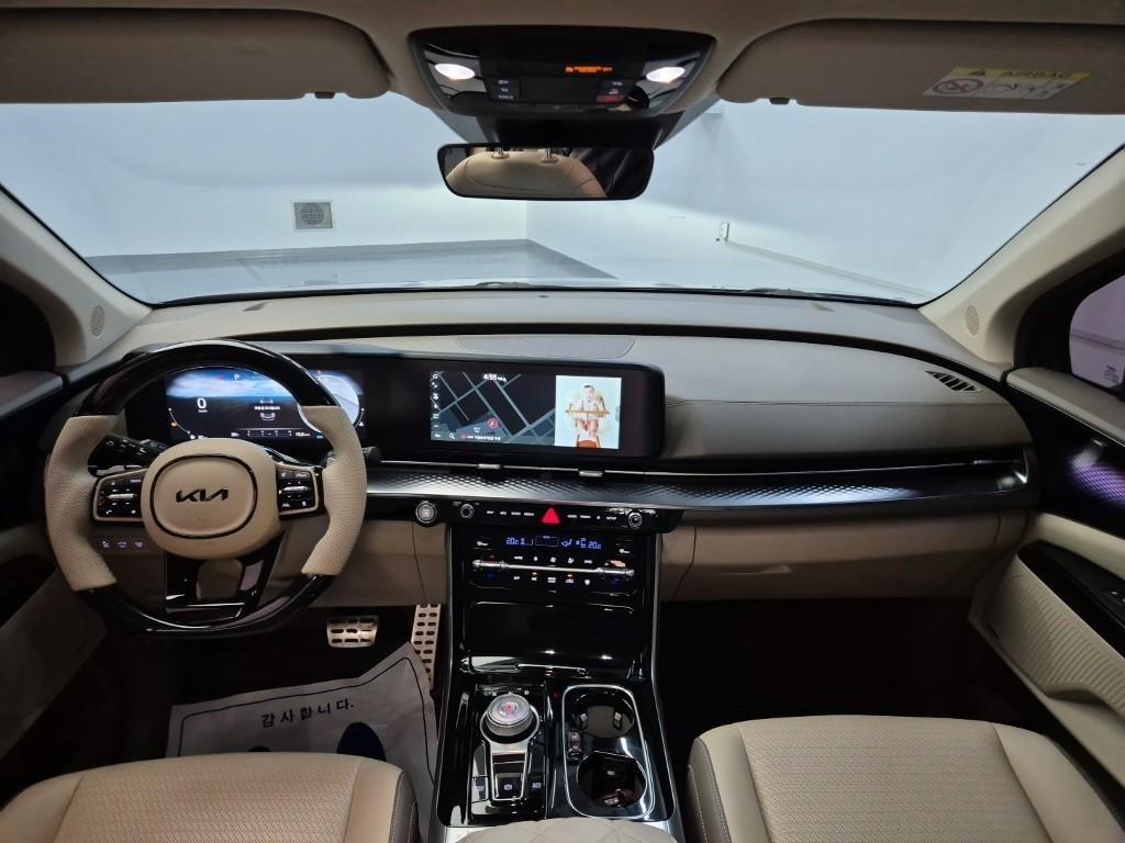 KIA Carnival - Vista 7