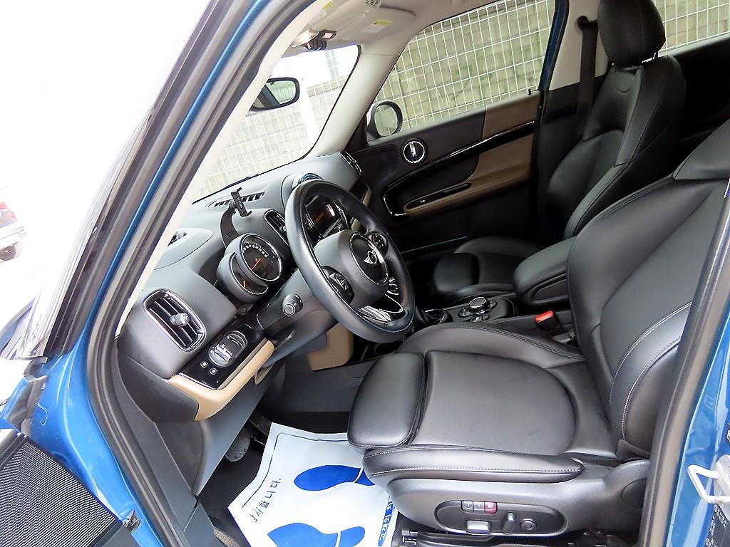 Mini Countryman - Vista 5