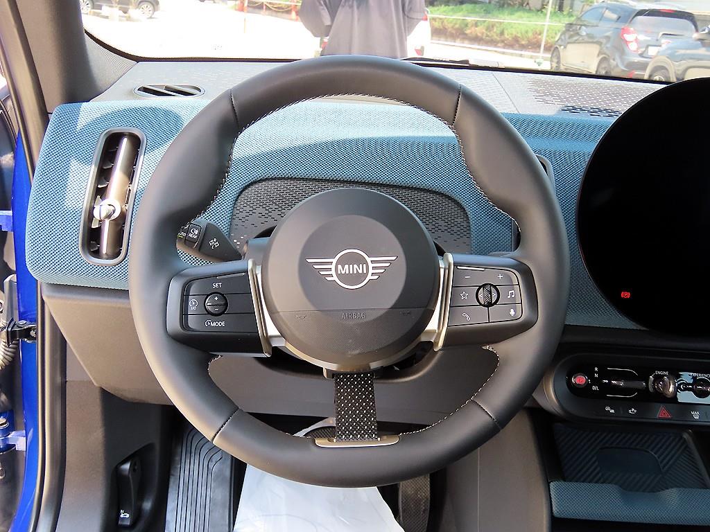 Mini Countryman - Vista 8