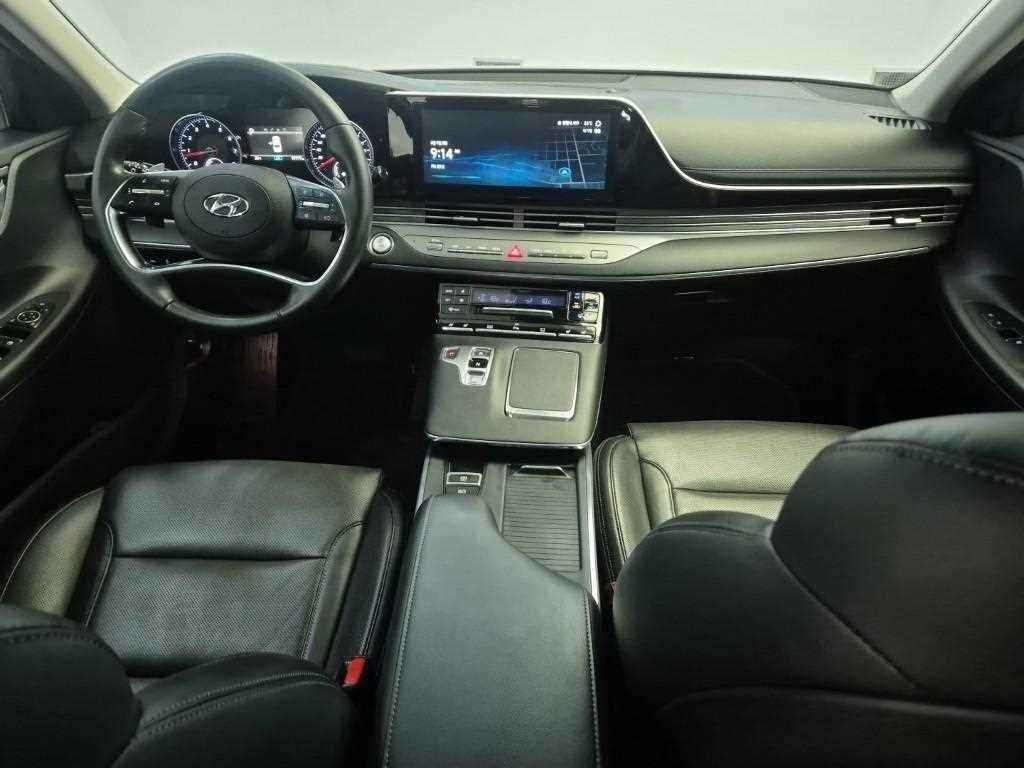 HYUNDAI Grandeur - Vista 7
