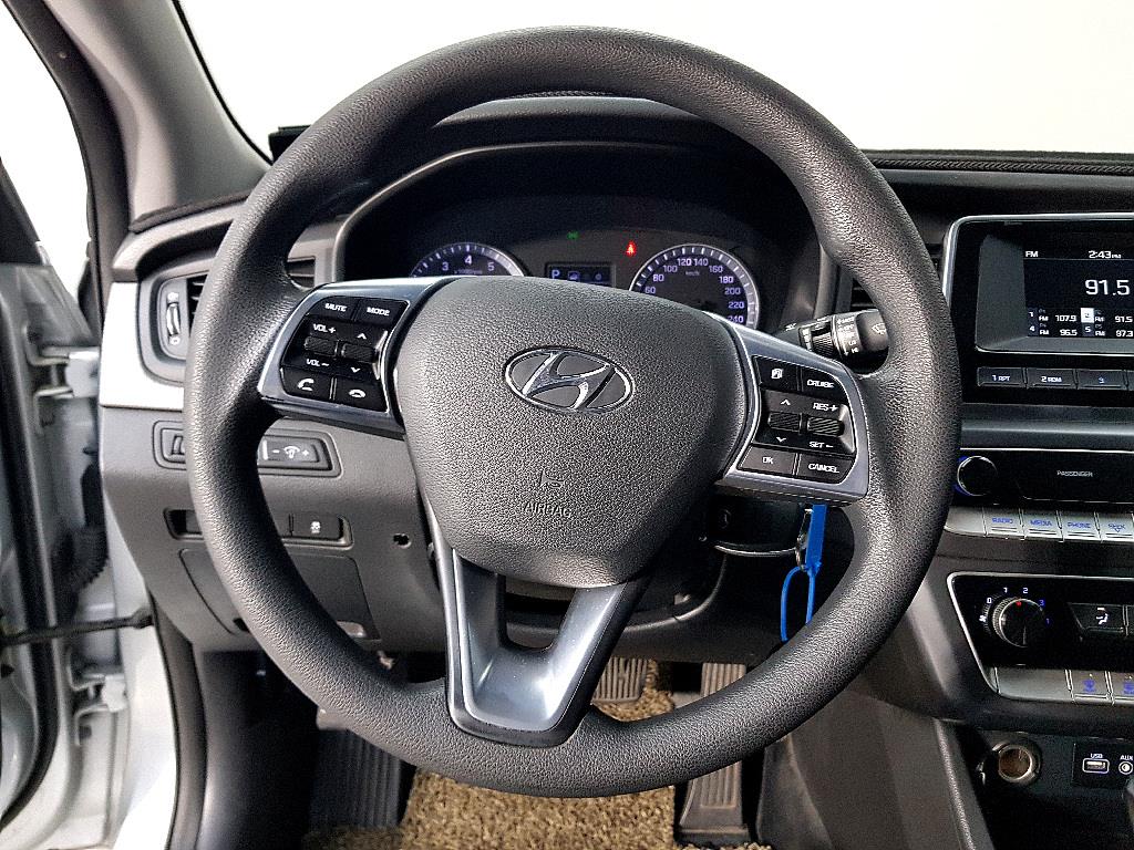 HYUNDAI Sonata 2018 Plateado - Importación desde Corea - HF Imports Iquique - Foto 15