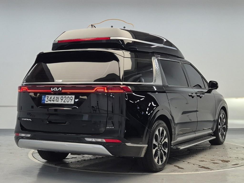 KIA Carnival - Vista 3