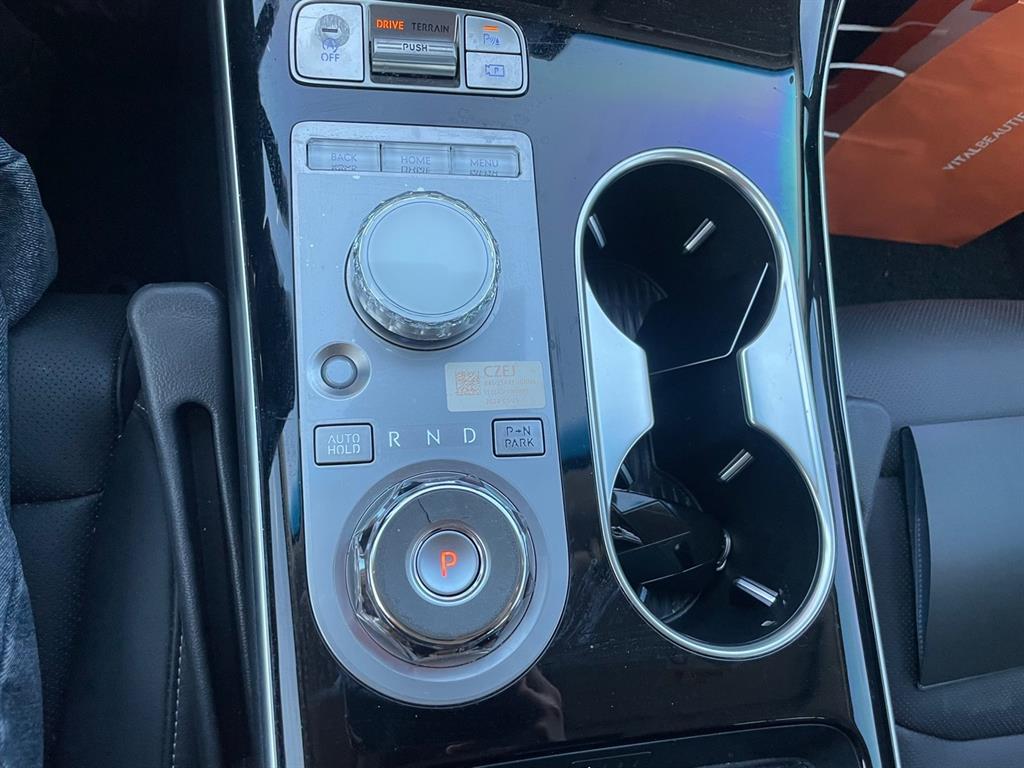 Genesis GV70 - Vista 12