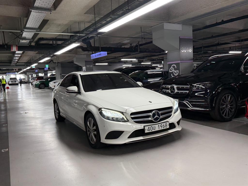 Mercedes Benz C Class - Vista 2