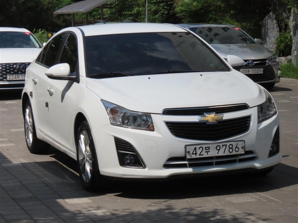 Chevrolet Cruise - Vista 3
