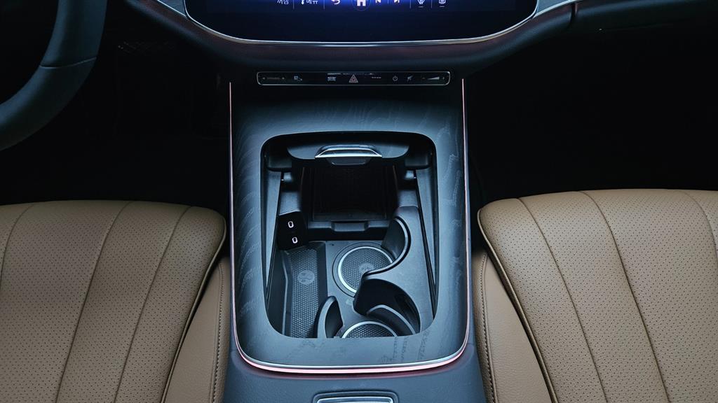 Mercedes Benz E class - Vista 9