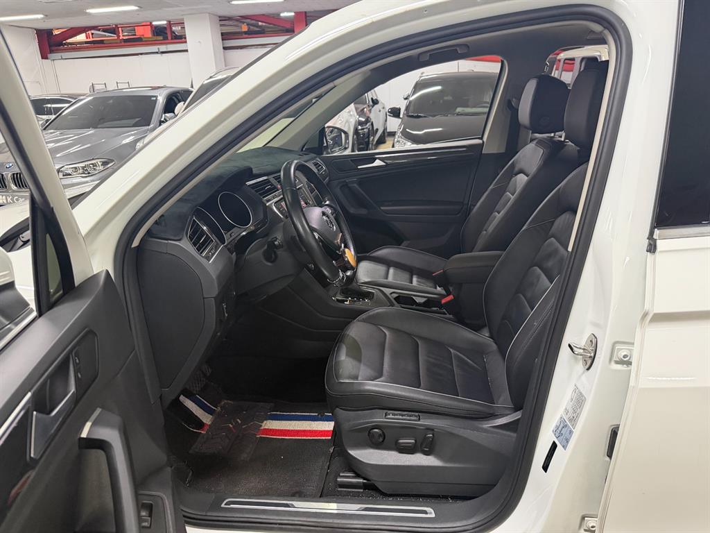 Volkswagen Tiguan - Vista 6