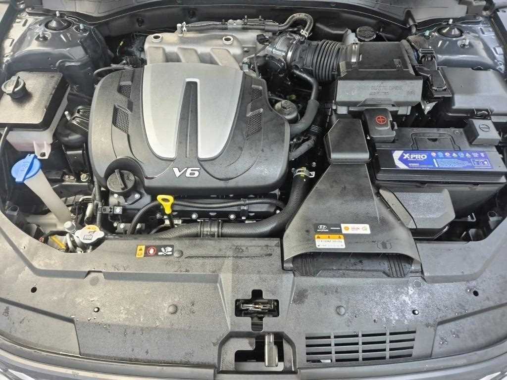 HYUNDAI Grandeur - Vista 5