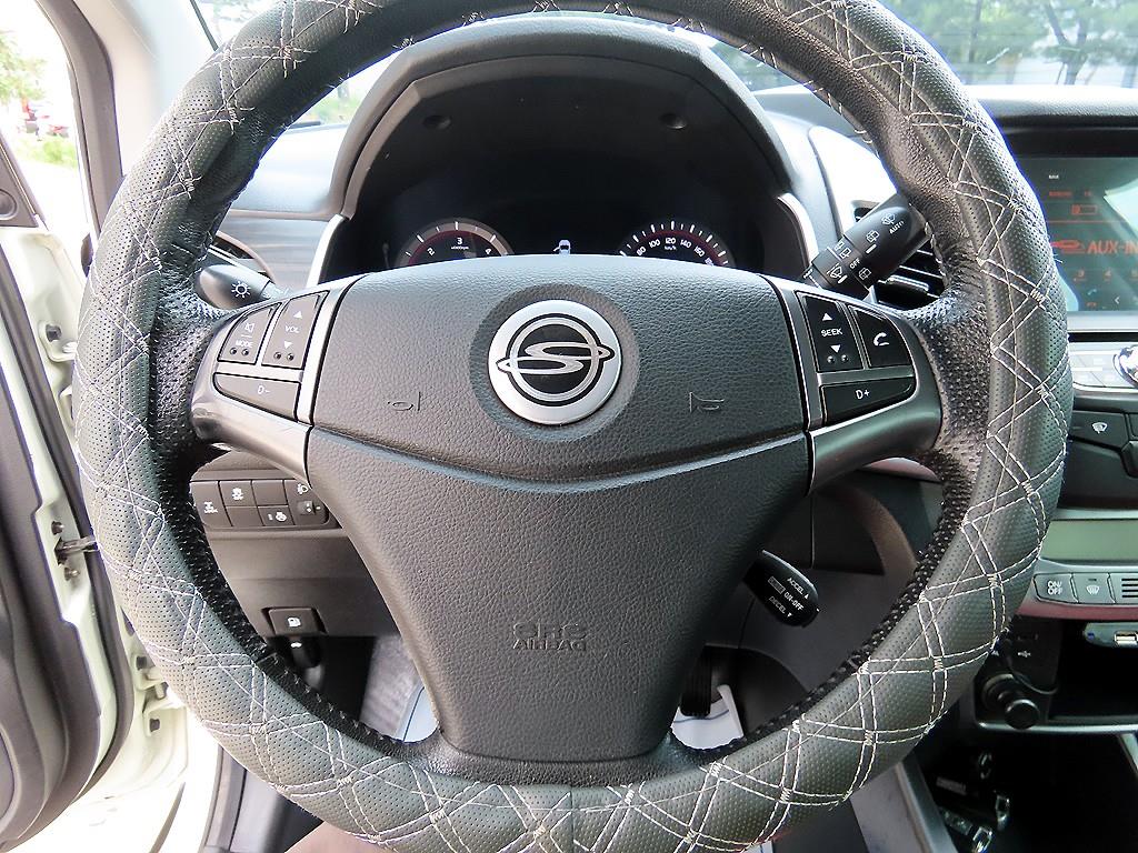 Ssangyong Korando - Vista 8