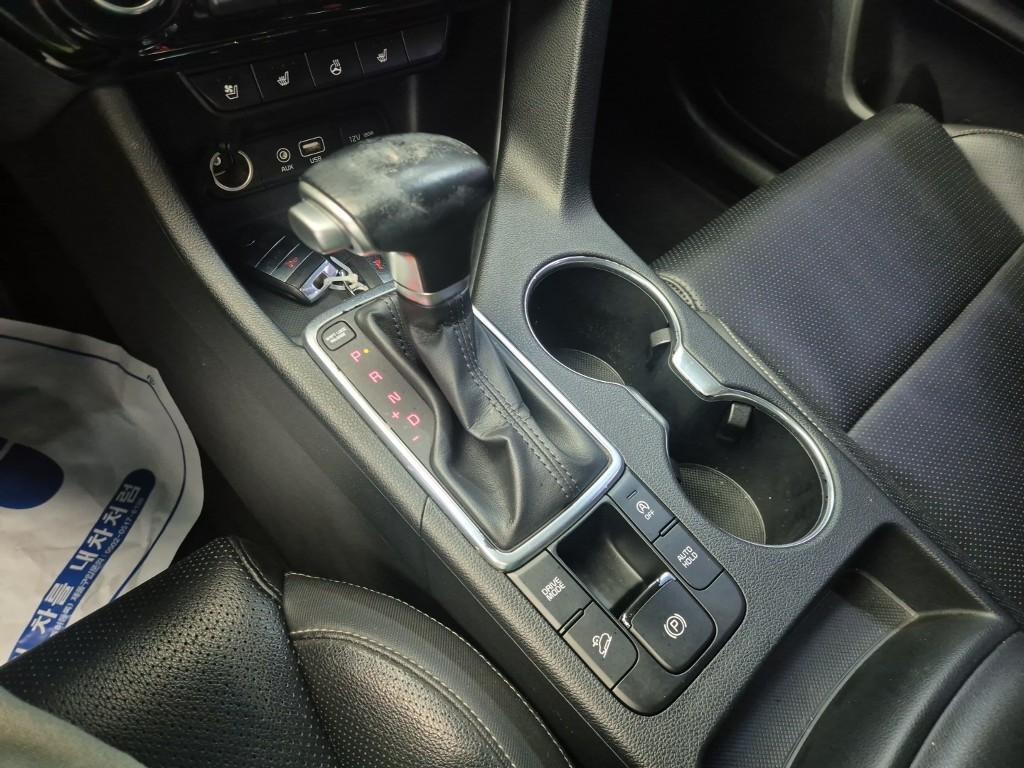 KIA Sportage - Vista 8