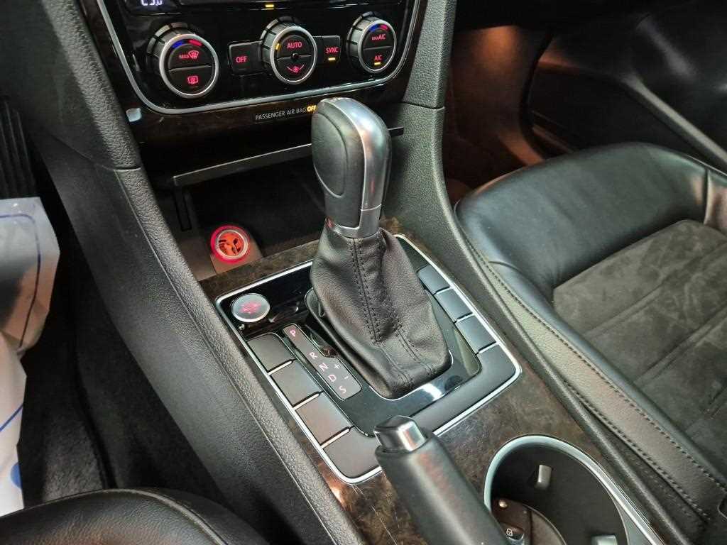 Volkswagen Passat - Vista 10