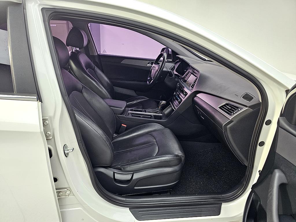 HYUNDAI Sonata - Vista 11