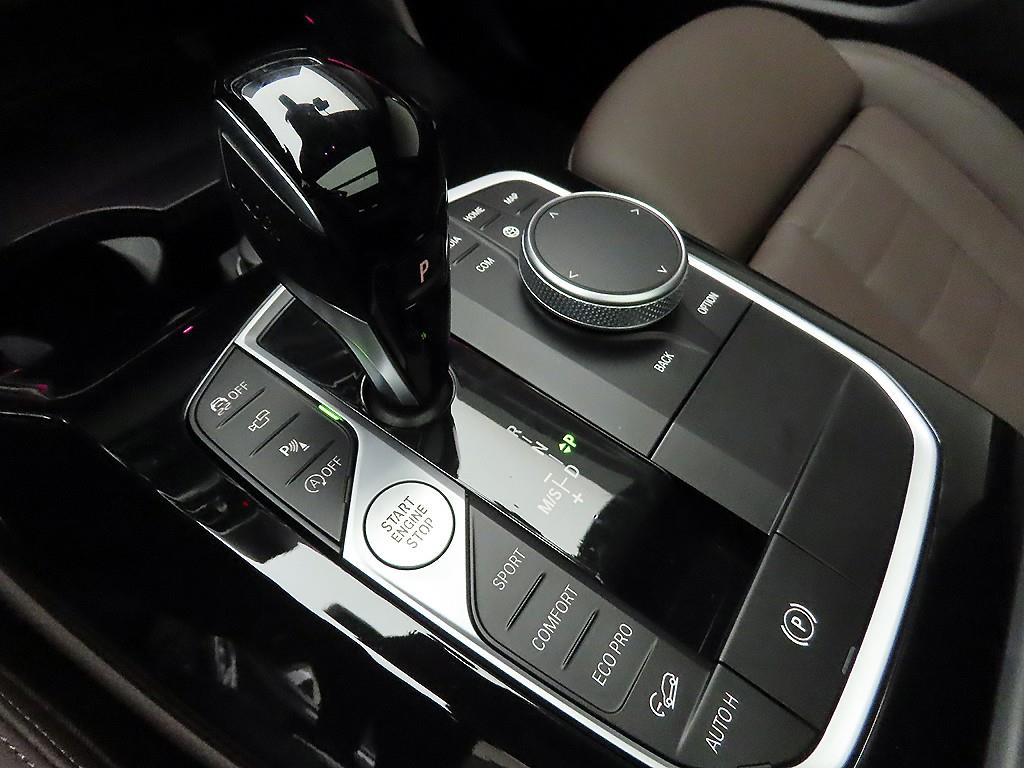 BMW X4 - Vista 10