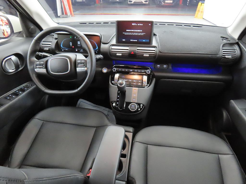HYUNDAI Casper - Vista 5