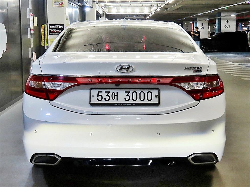HYUNDAI Grandeur - Vista 5