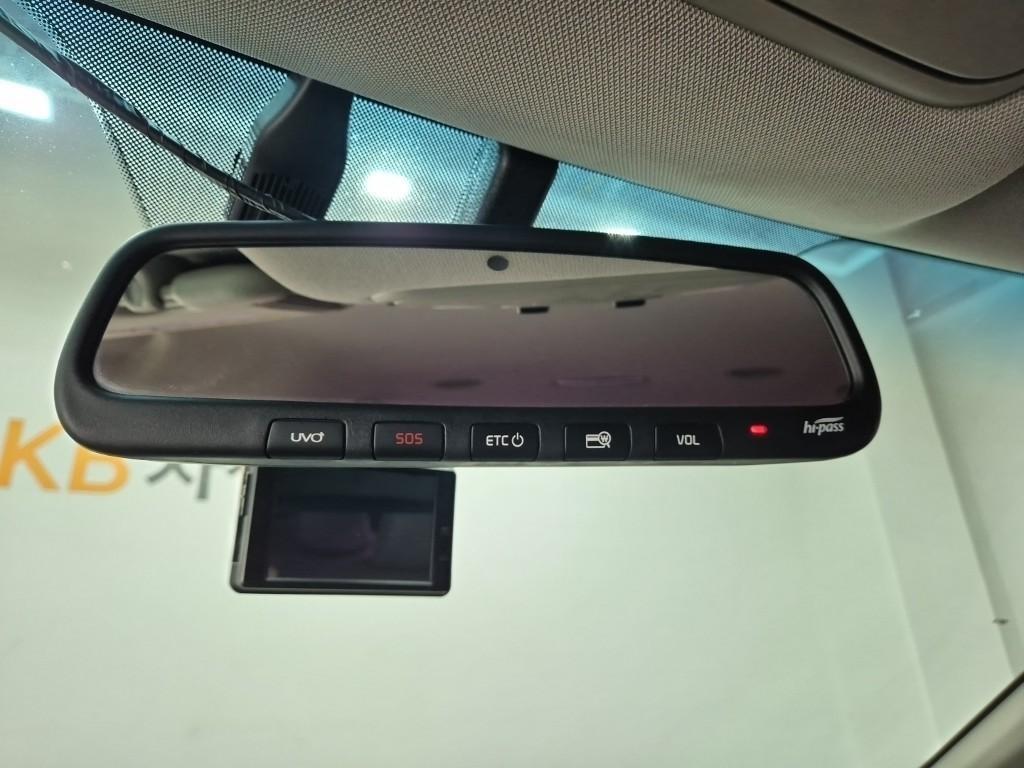 KIA Carnival 2019 Negro - Importación desde Corea - HF Imports Iquique - Foto 16