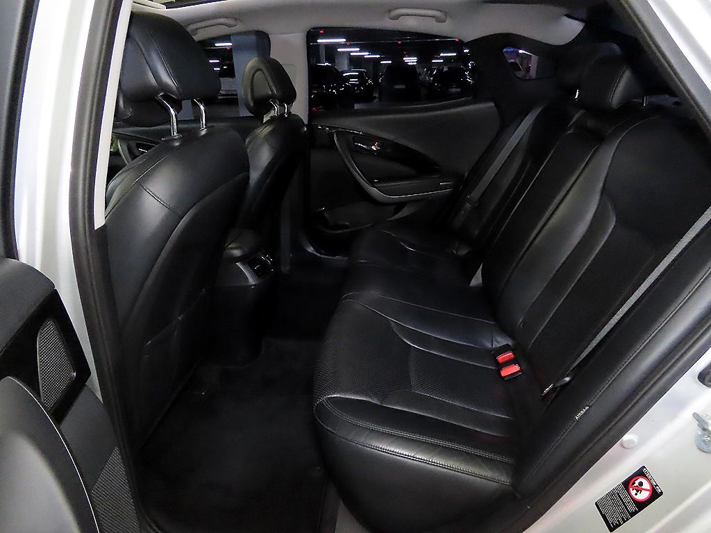 HYUNDAI Grandeur - Vista 7