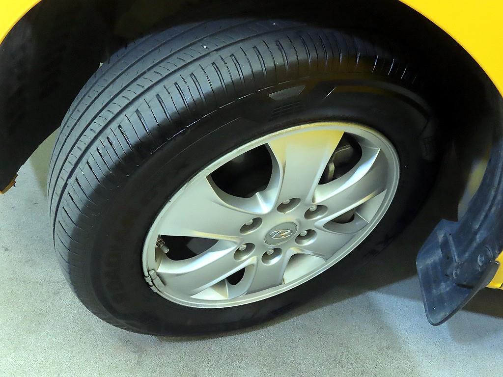 HYUNDAI Starex 2021 Amarillo - Importación desde Corea - HF Imports Iquique - Foto 20