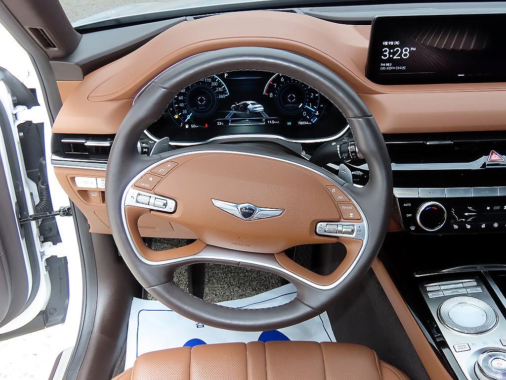 Genesis G80 - Vista 8