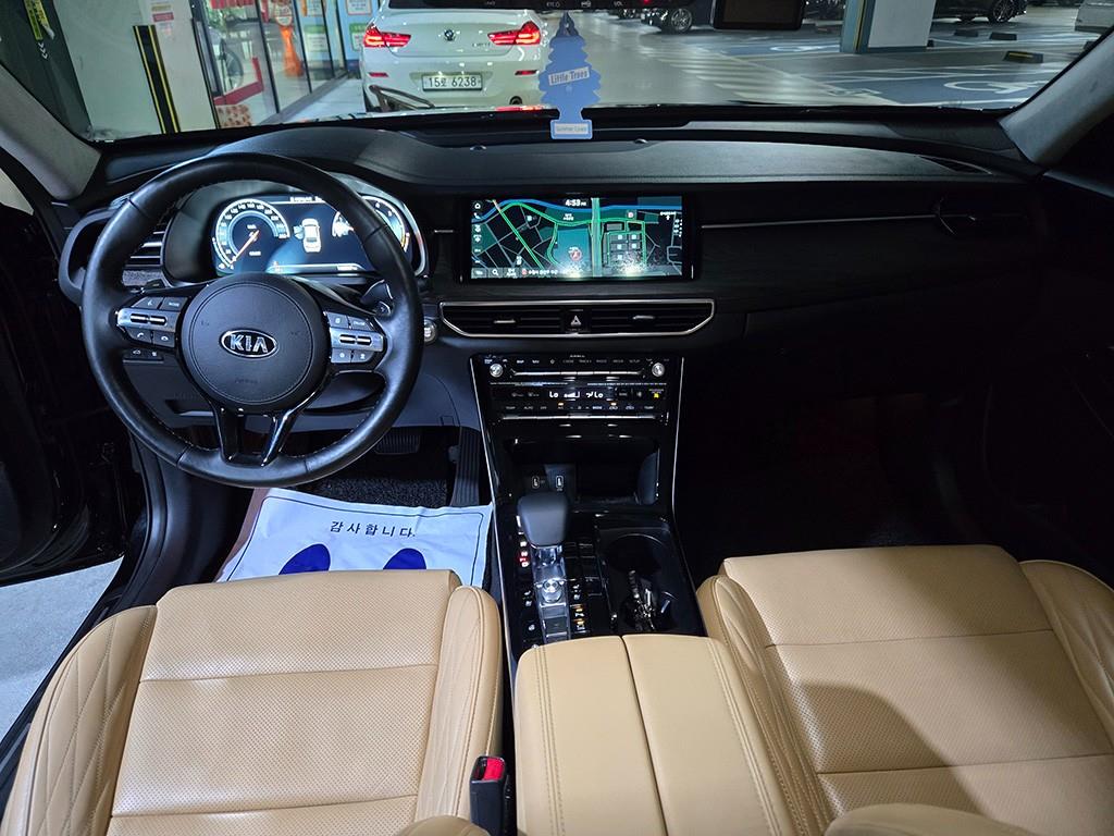 KIA K7 - Vista 10