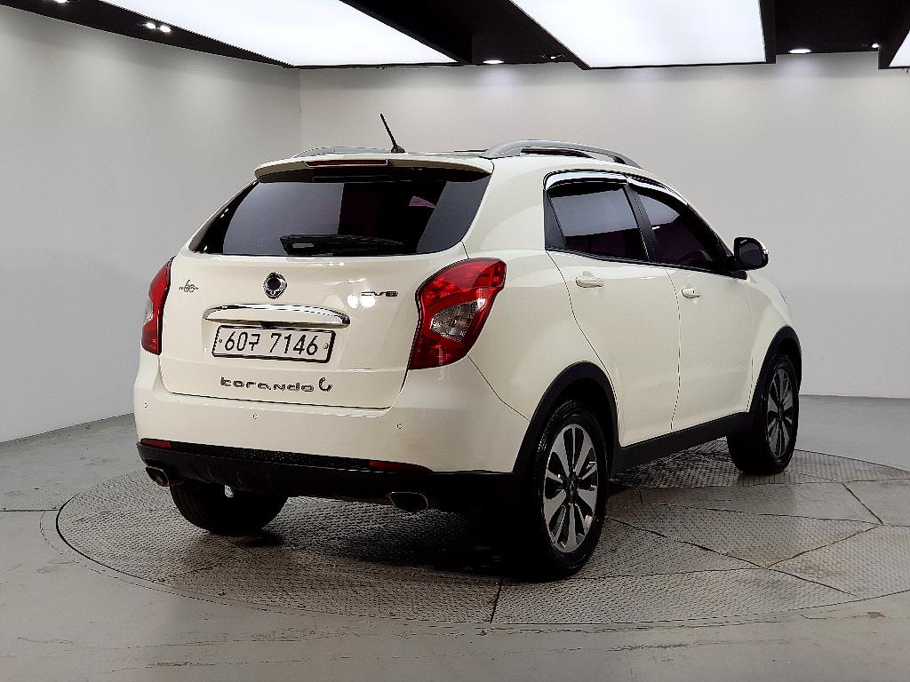 Ssangyong Korando - Vista 4