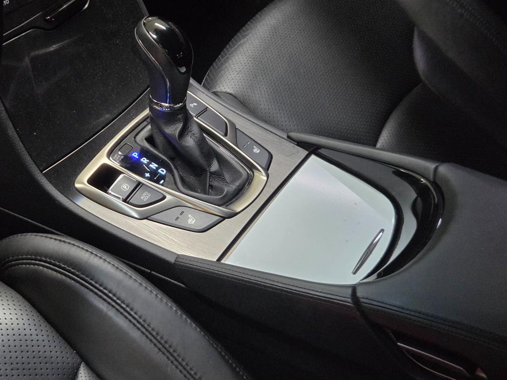 HYUNDAI Grandeur - Vista 8