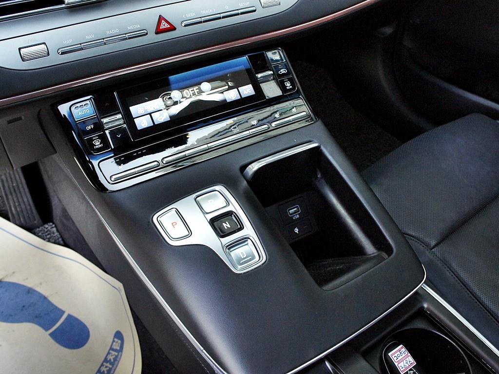 HYUNDAI Grandeur 2020 Negro - Importación desde Corea - HF Imports Iquique - Foto 11