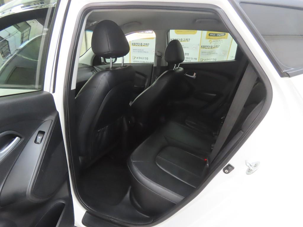 HYUNDAI Tucson - Vista 6
