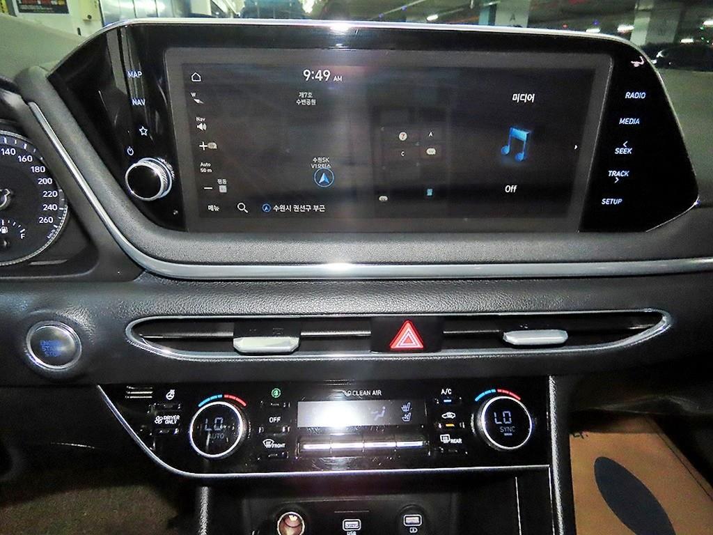 HYUNDAI Sonata - Vista 11