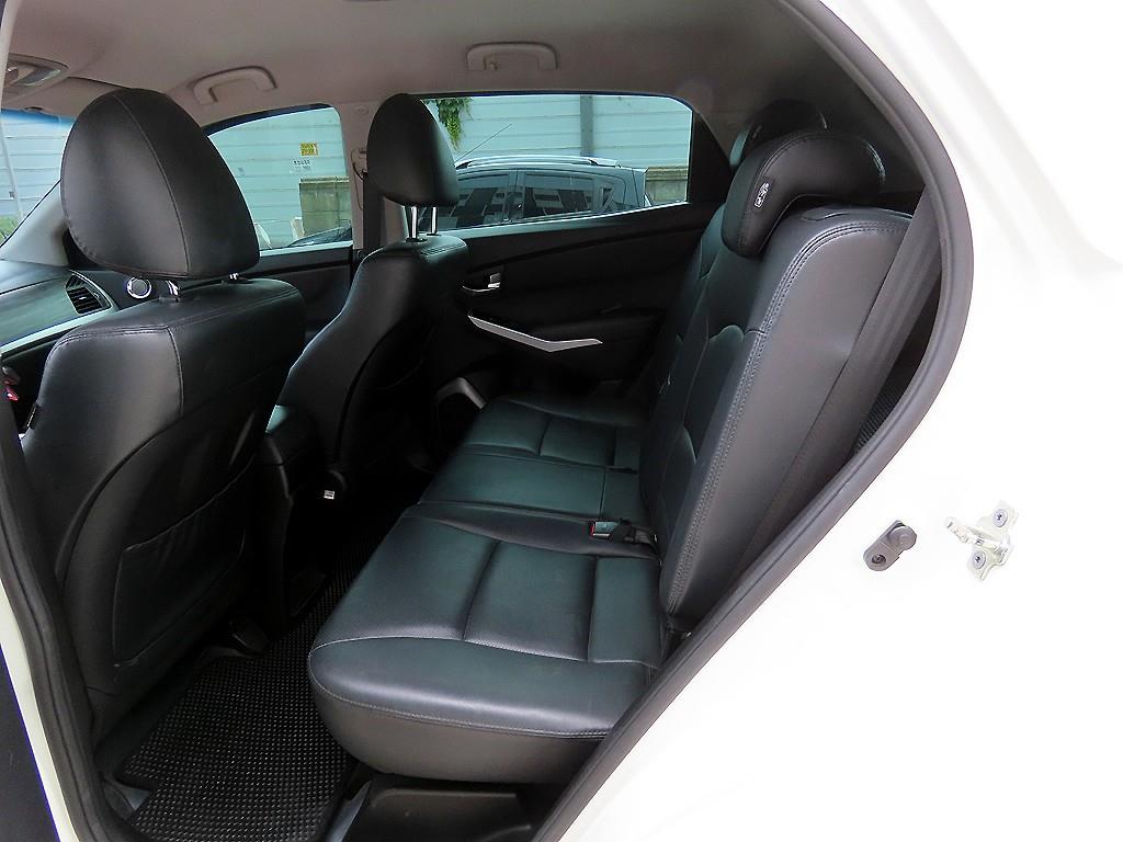 Ssangyong Korando - Vista 6