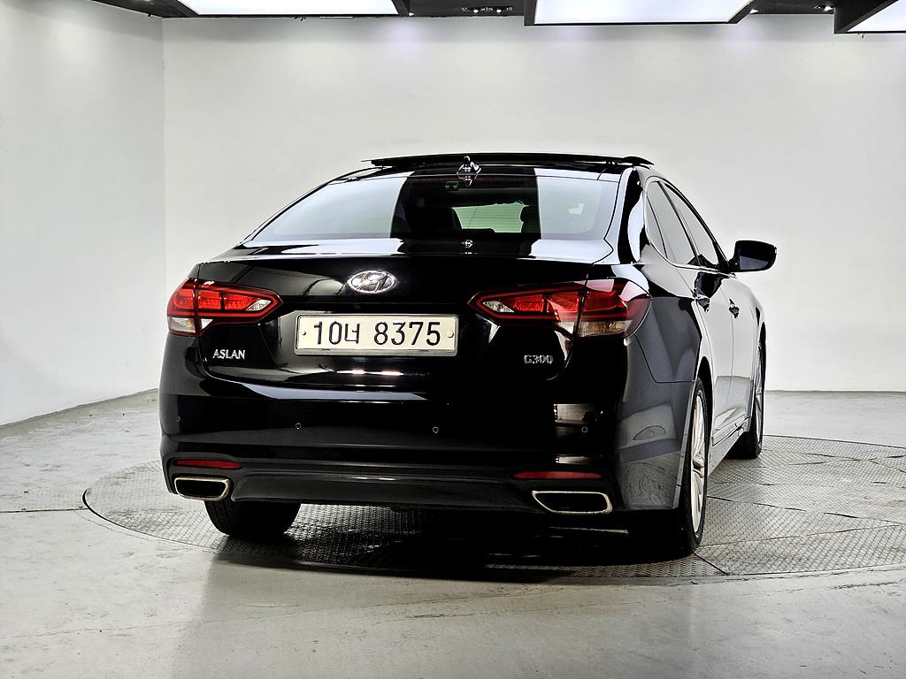 HYUNDAI Aslan - Vista 3