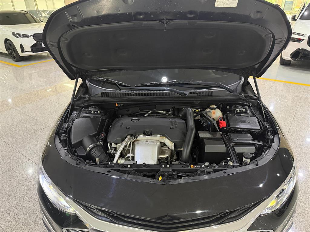 Chevrolet Malibu 2019 Negro - Importación desde Corea - HF Imports Iquique - Foto 18