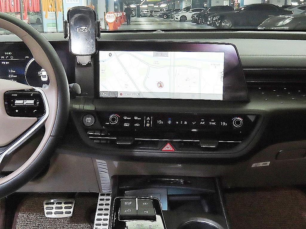 KIA K8 - Vista 11