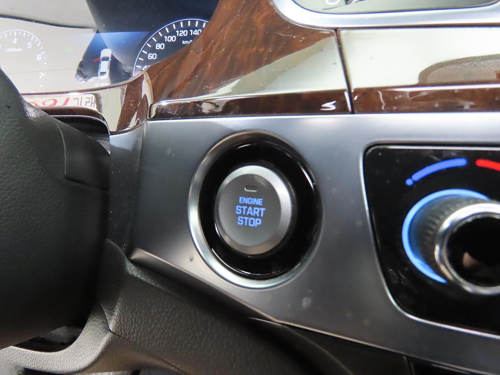 HYUNDAI Equus - Vista 10