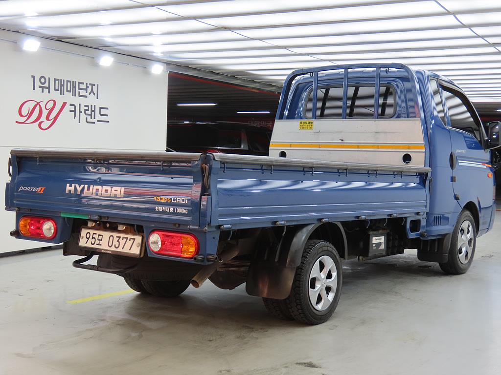 Small Truck Cargo (small) - Vista 3