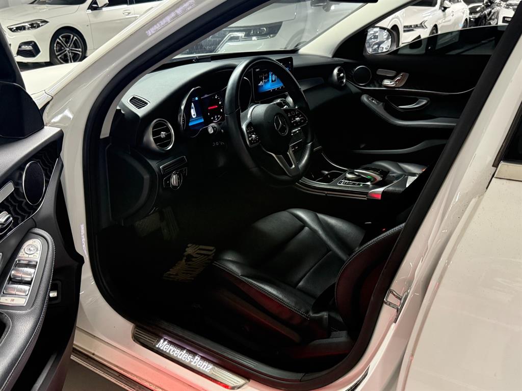 Mercedes Benz C Class - Vista 9