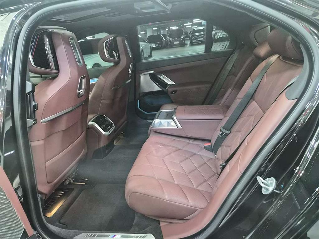 BMW 7 Series - Vista 7