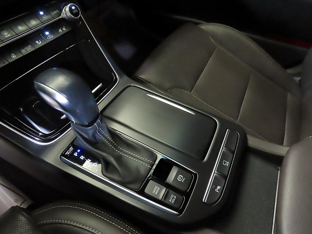 HYUNDAI Grandeur - Vista 12